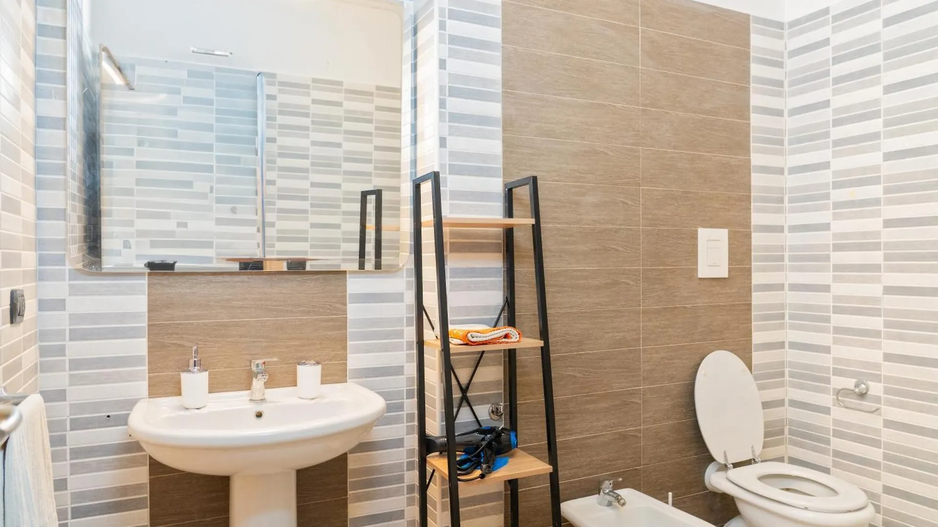 Free Parking Napoli Vista Mare Apartment  Naples